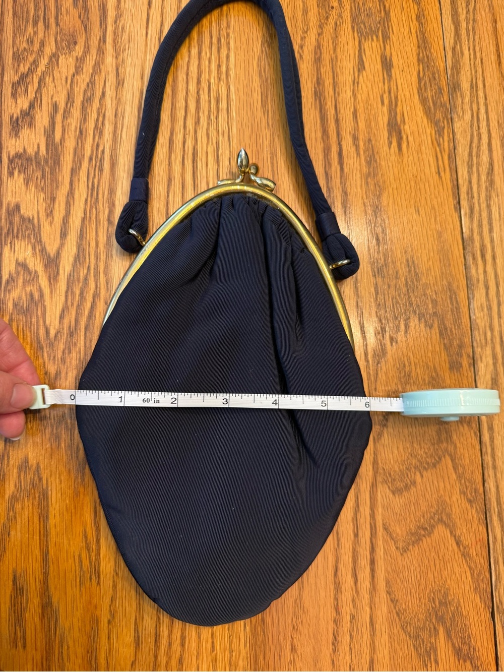 Vintage Navy Evening Frame Bag handbag purse with Gold Trim & clasp. - Picture 4 of 9